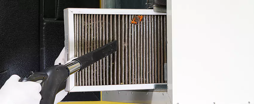 Clogged Air Duct Cleaning Process in Englewood, FL
